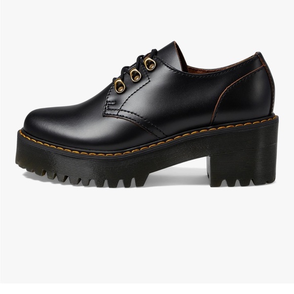 Dr. Martens Womens black shoes Leona Lo Leather New in Box - Picture 3 of 8